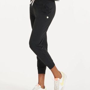 Vuori Women's Halo Performance Jogger in Black